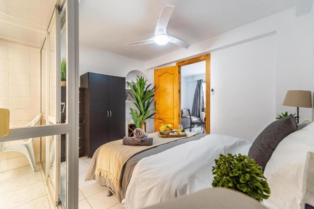 Апартаменти Boutique Living Фуенхірола Екстер'єр фото